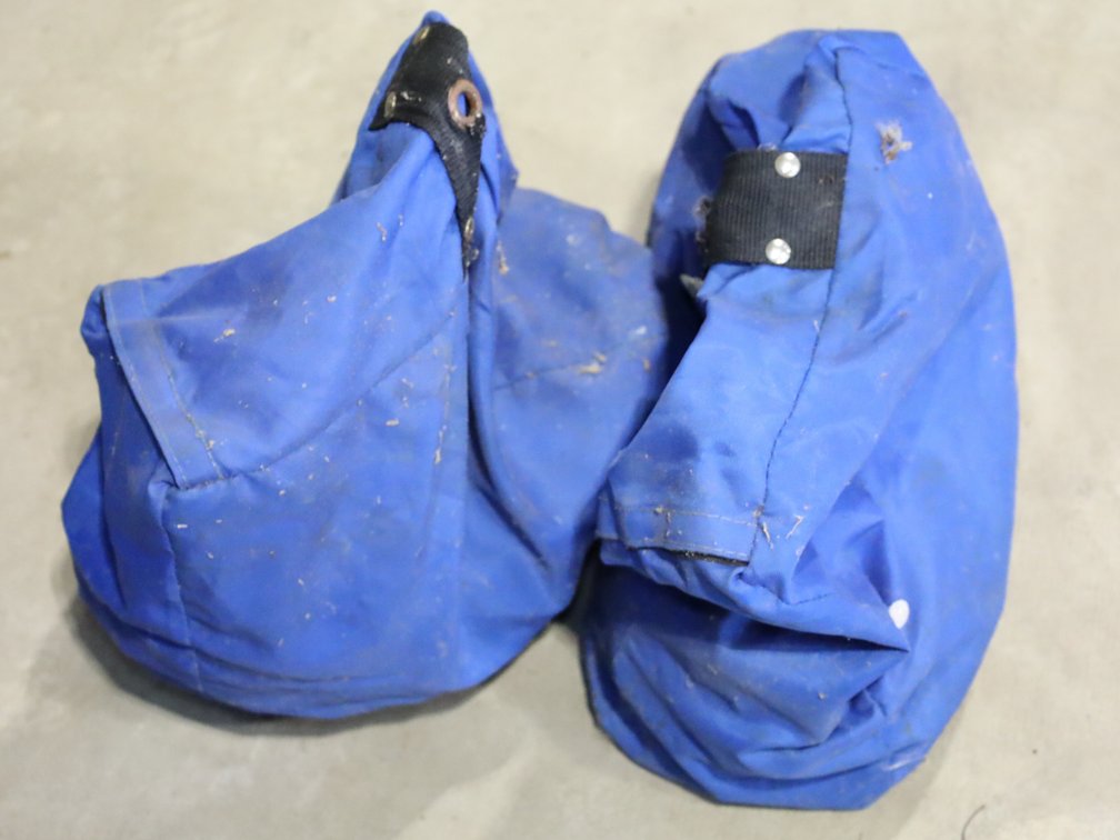 4 weighted nylon bags