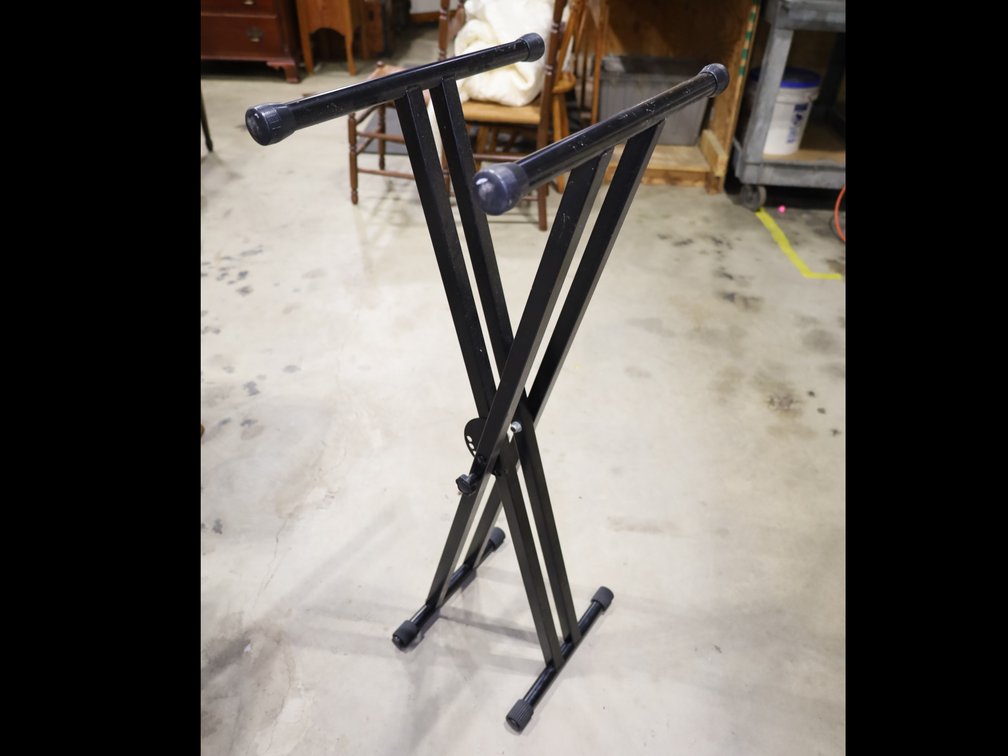 2 sets of automotive bicycle racks - Yakima and Barrecrafters, fold-up keyboard stand