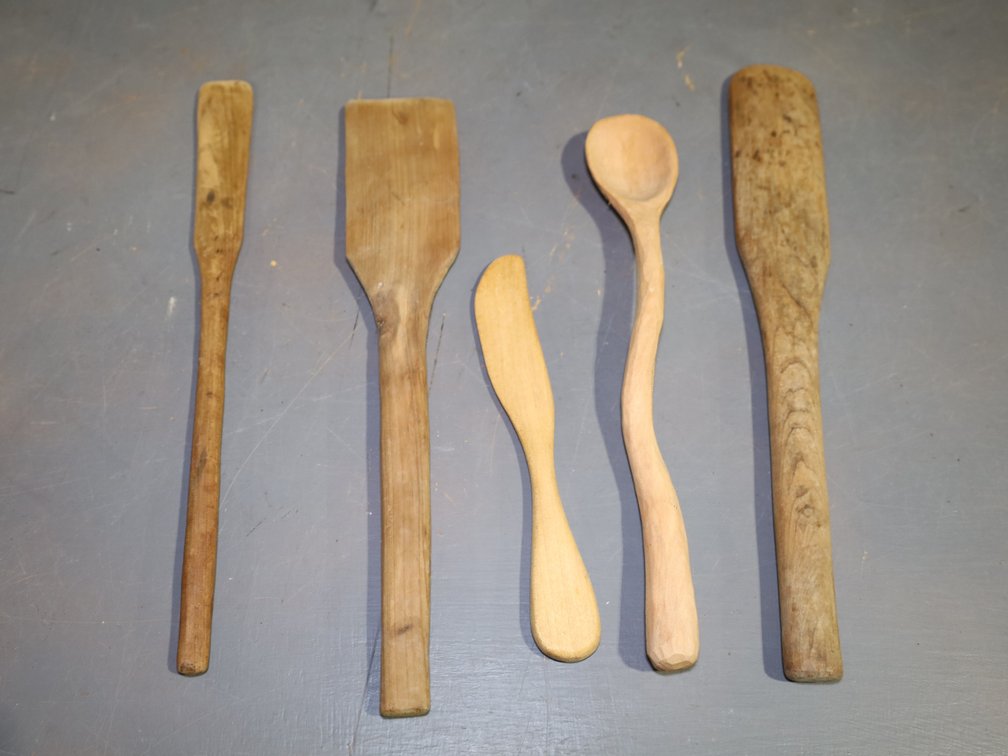 Handcarved kitchen tools - see description