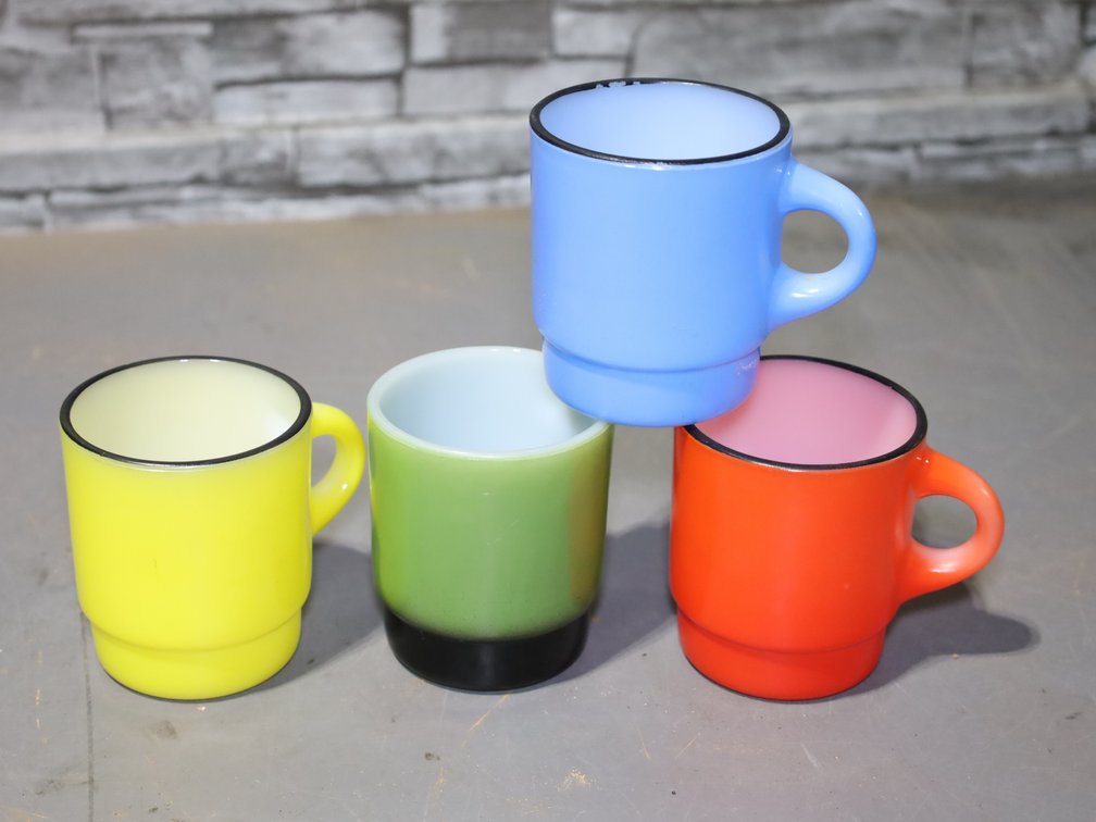 10 Anchor Hocking Fire King Ware mugs - see description