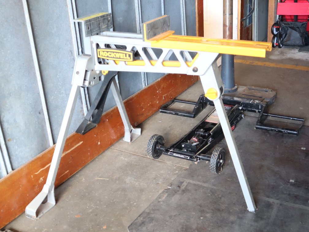 Rockwell RK 9000 sawhorse