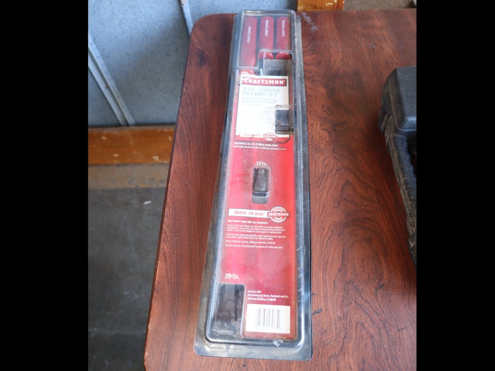 Craftsman 3-piece curved pry bar set