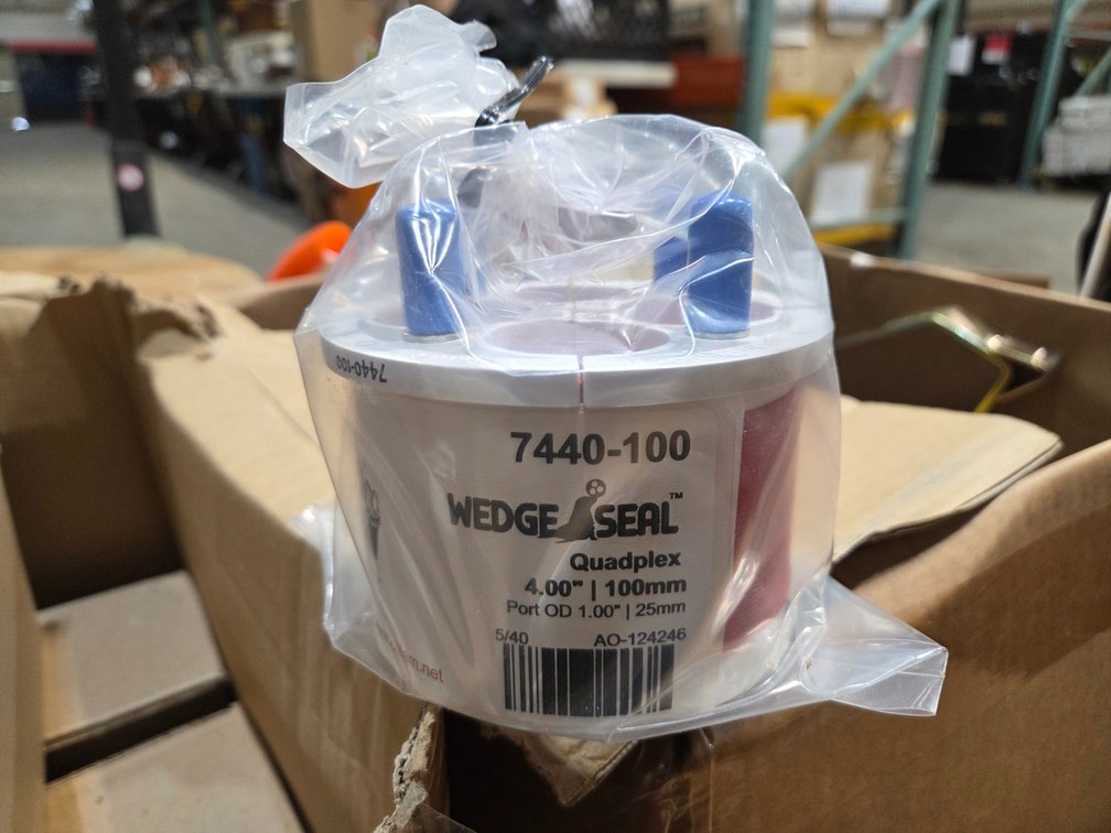 {each} Cal Am Wedge Seal Quadplex Entry Seal Device
