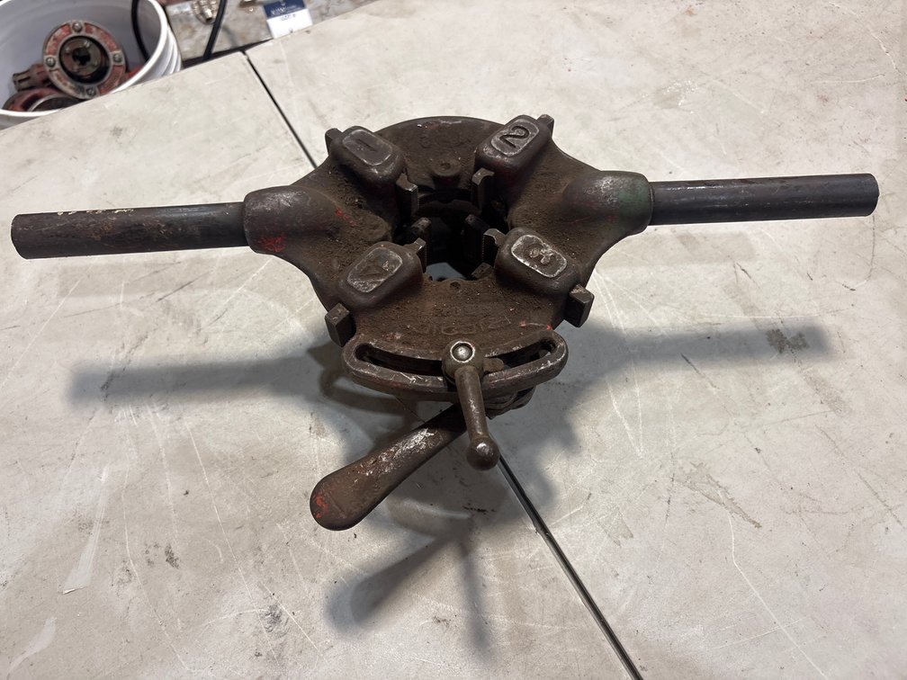 RIDGID 504 Adjustable Manual Pipe Threader