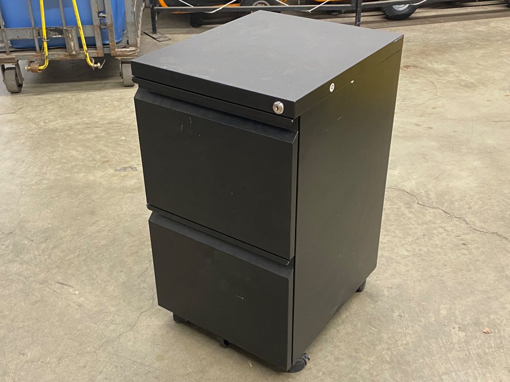 18"L x 15"W x 26.4"H 2-Drawer Filing Cabinet