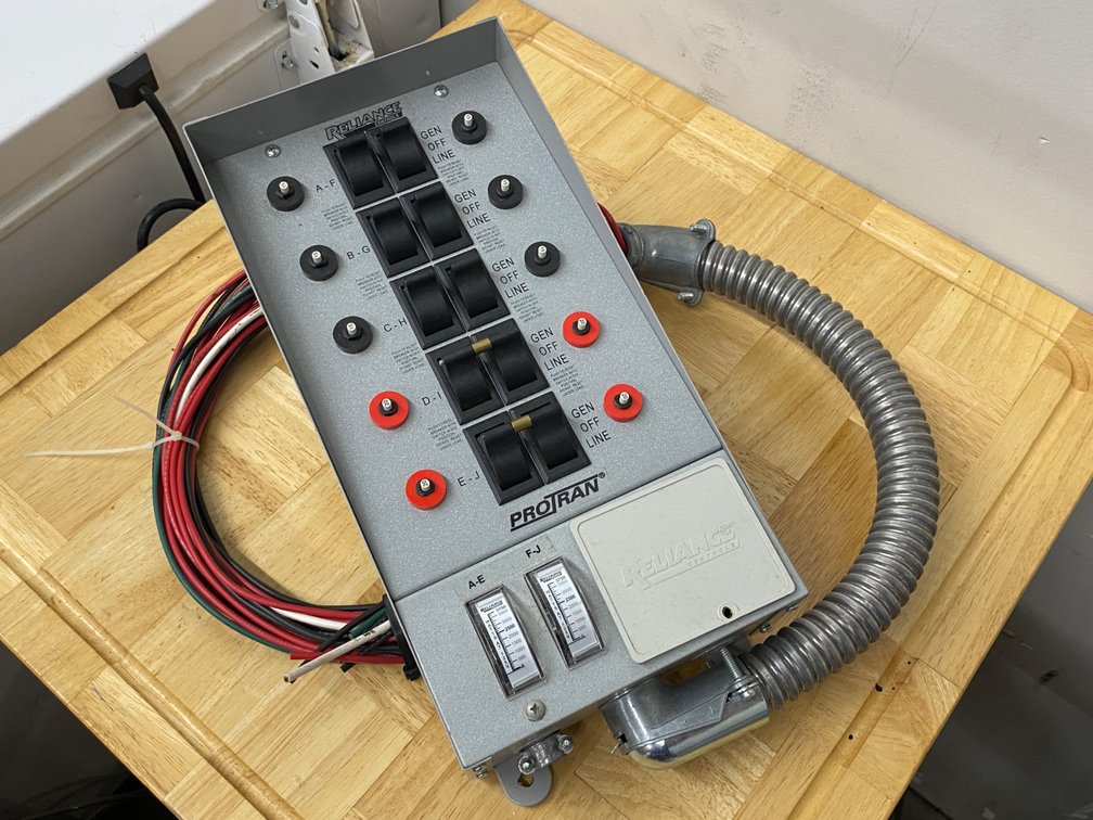 Reliance Pro/Tran 31410C, 10-Circuit Manual Transfer Switch
