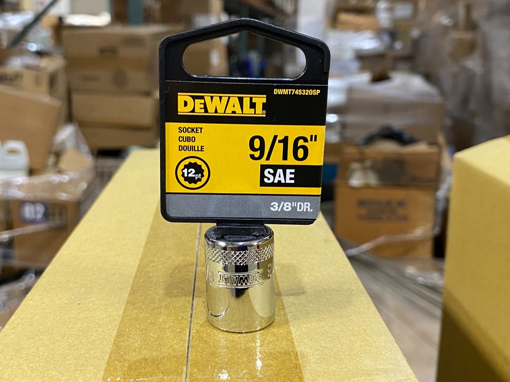 {each} DeWalt 9/16" Socket