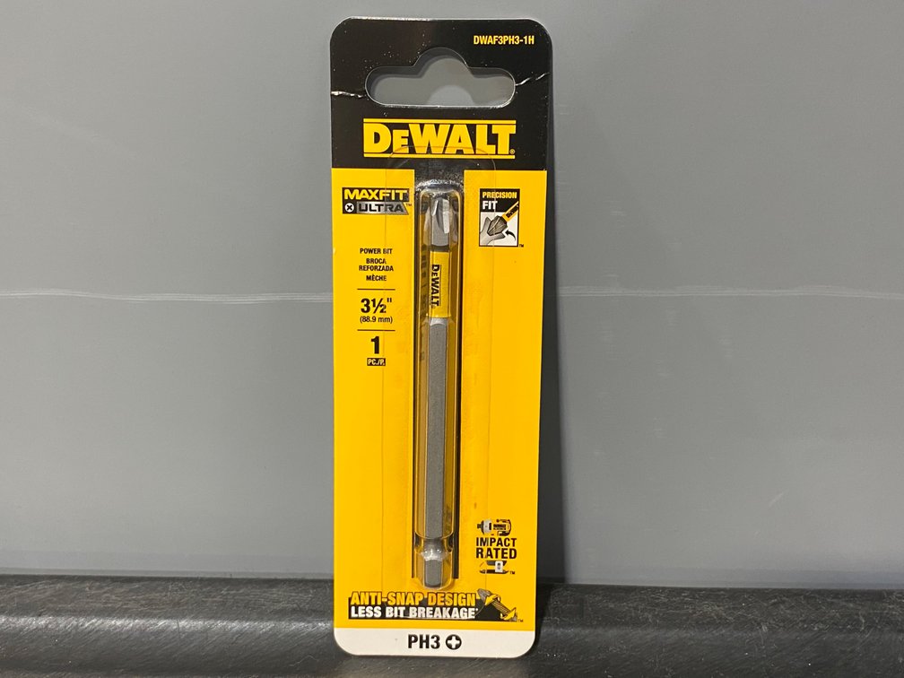 A Case of DeWalt MaxFit Ultra 3 1/2" #3 Phillips Screwdriving Bits