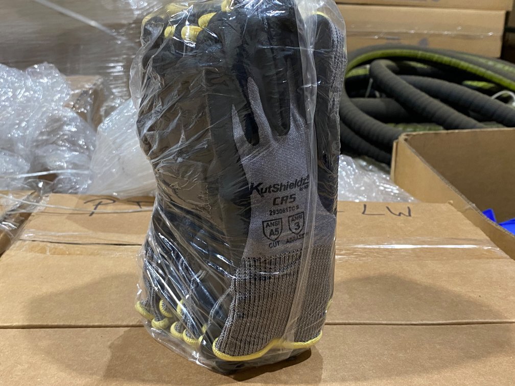 {case} NSI KutShieldz CR5 Cut Resistant Gloves, Small (6 Dozen Pairs Per Case)