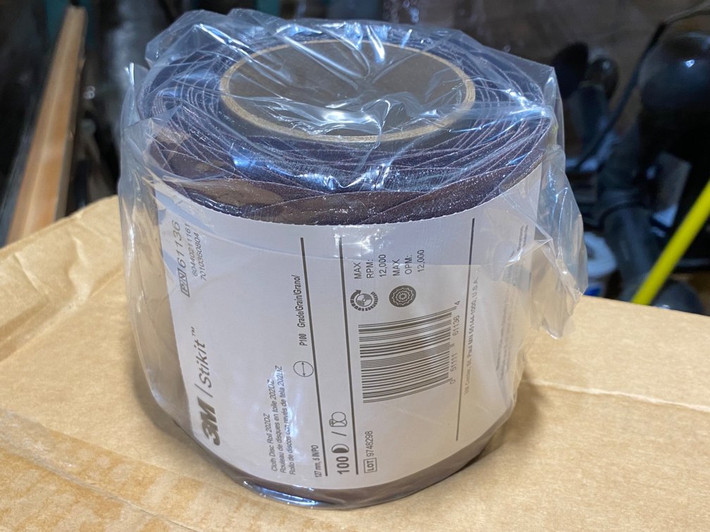{each} 3M Stikit 202DZ Cloth Disc Roll (100 Discs Per Roll)