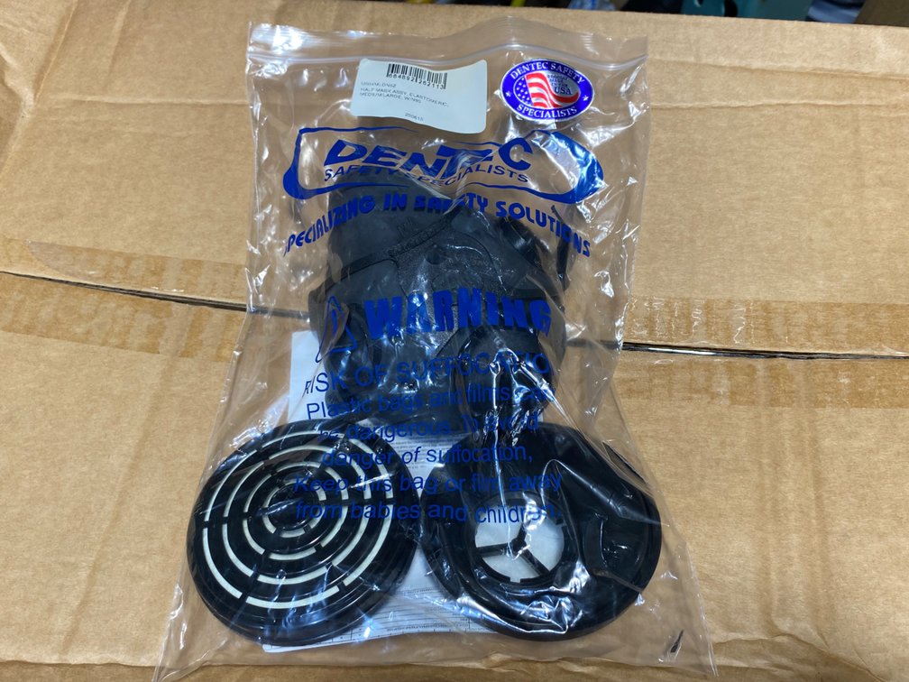 Dentec Comfort-Air N95 Elastomeric Half-Mask Respirator Assembly, Medium/Large (40 Per Case)