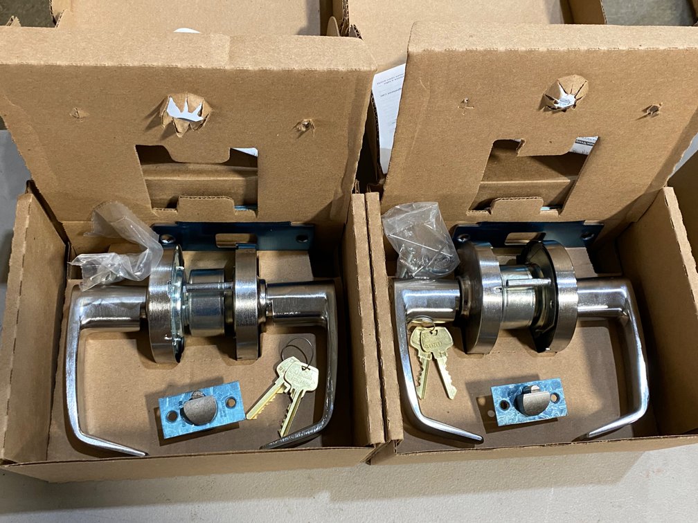 {each} Sargent 10X Line Grade 1 Cylindrical Lever Lockset