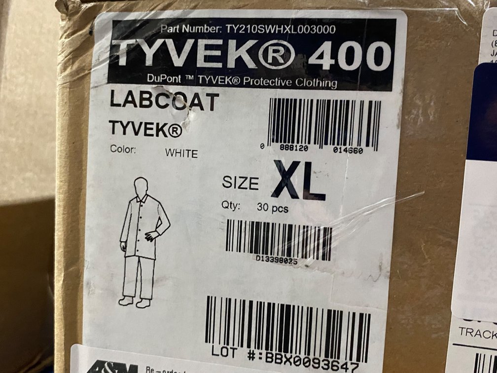 {case} Tyvek 400 Labcoat XL, White (30 Per Case)