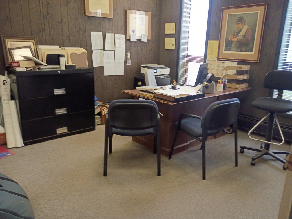 A Group of Ass't Office Furniture