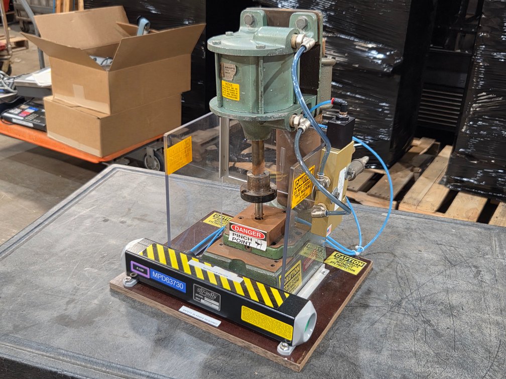 Air Mite DAP 12 Pneumatic Press