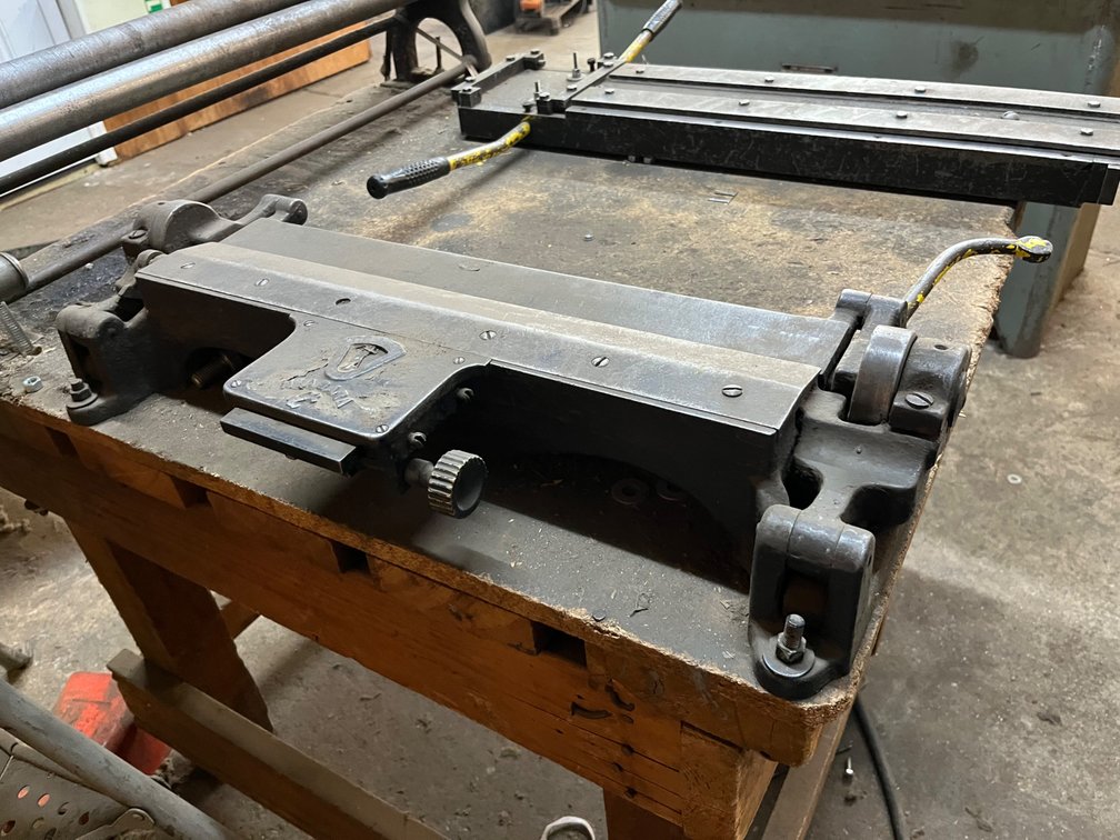 Niagara Adjustable Sheet Metal Bar Folder