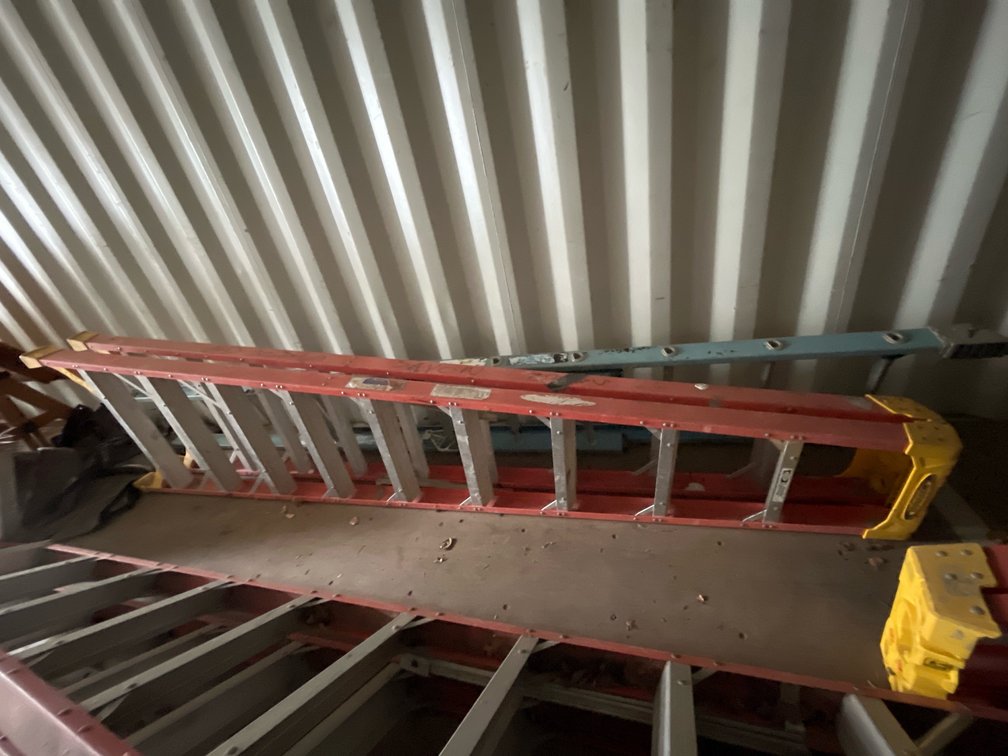 Werner 10' Fiberglass Step Ladder