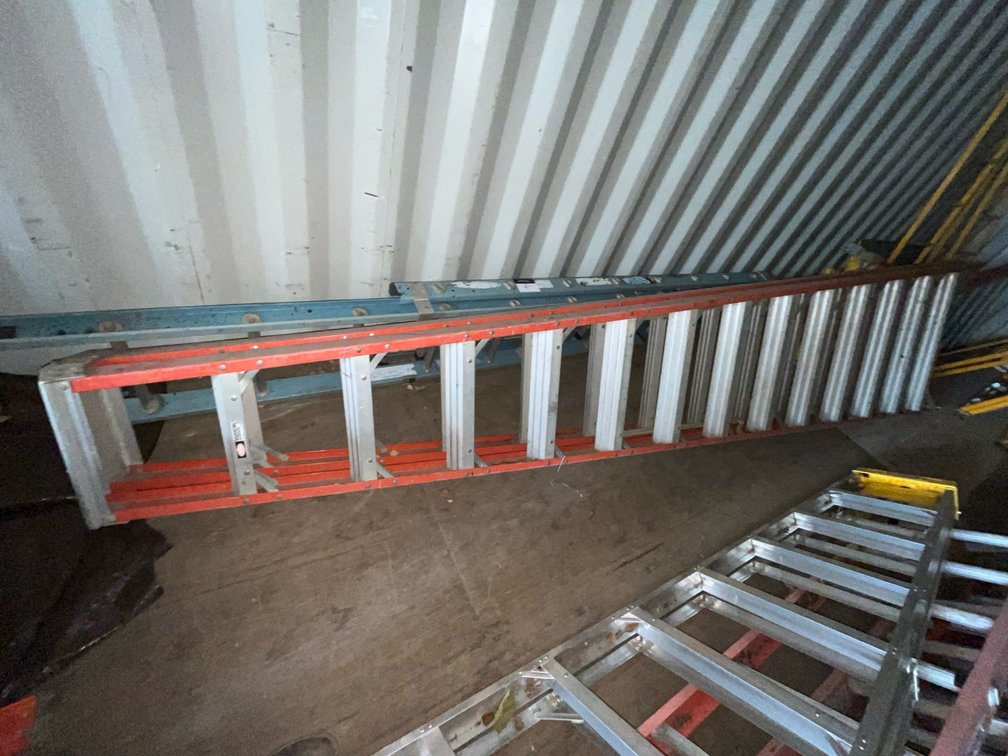 Michigan 14' Fiberglass Step Ladder