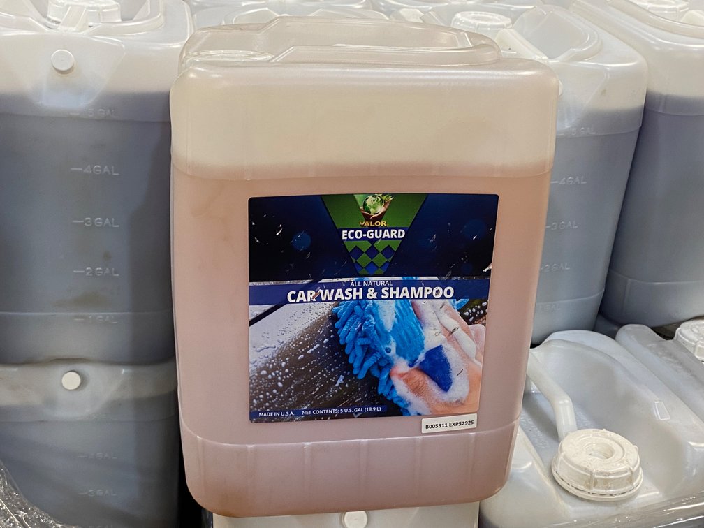 {each} Valor Eco-Guard All Natural Car Wash & Shampoo, 5GAL