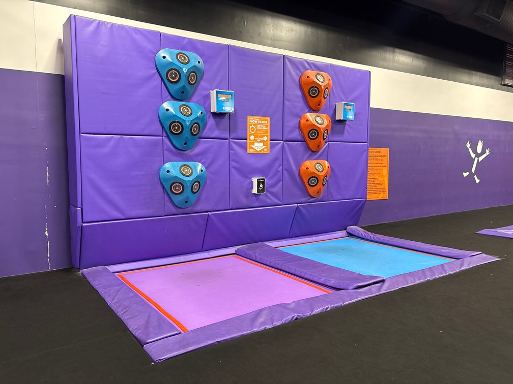 High-9 Rugged Interactive Freestyle Cardio Wall