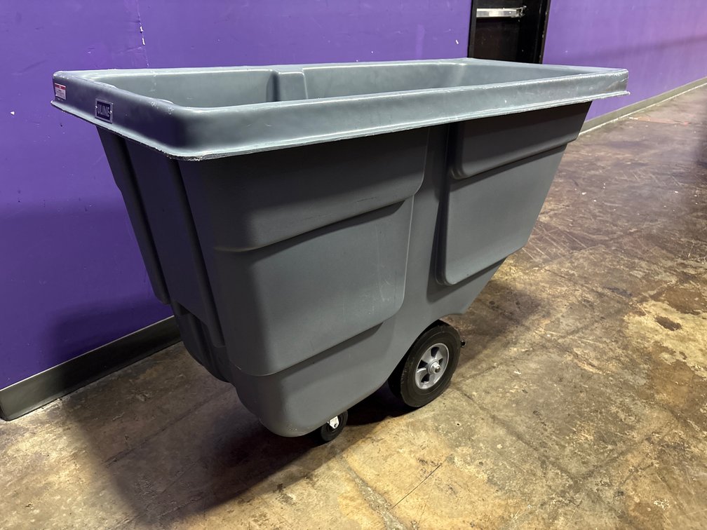 Uline 1/2 Cu. Yd. Poly Tilt Hopper on Casters