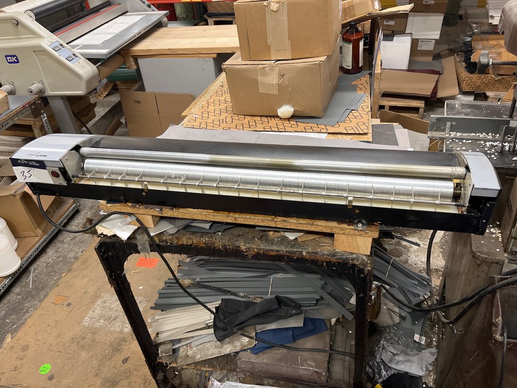 Daige Maxit 38" Adhesive Coater
