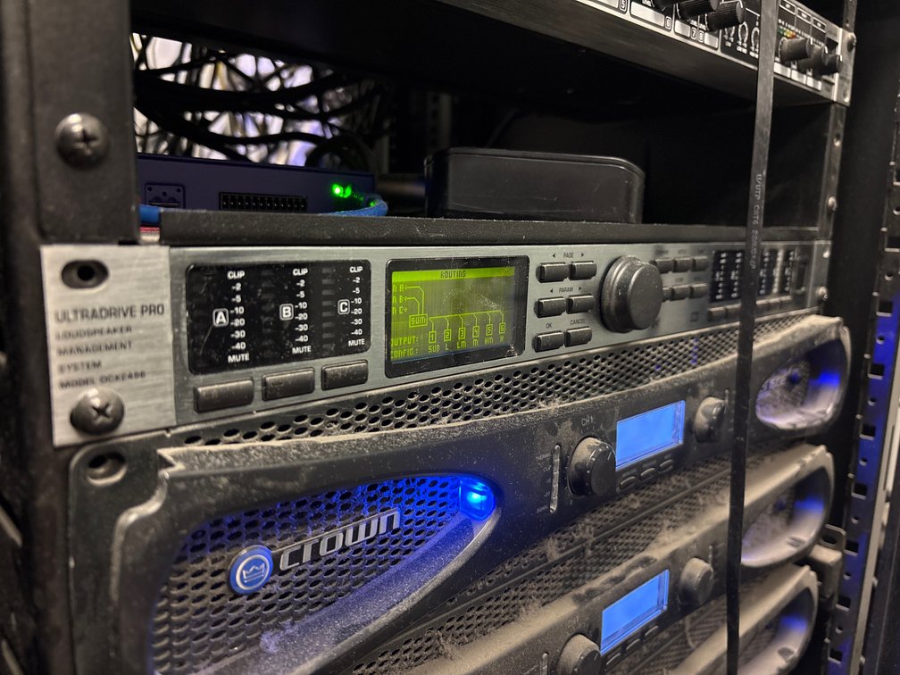 Behringer Ultradrive Pro Loudspeaker Management System