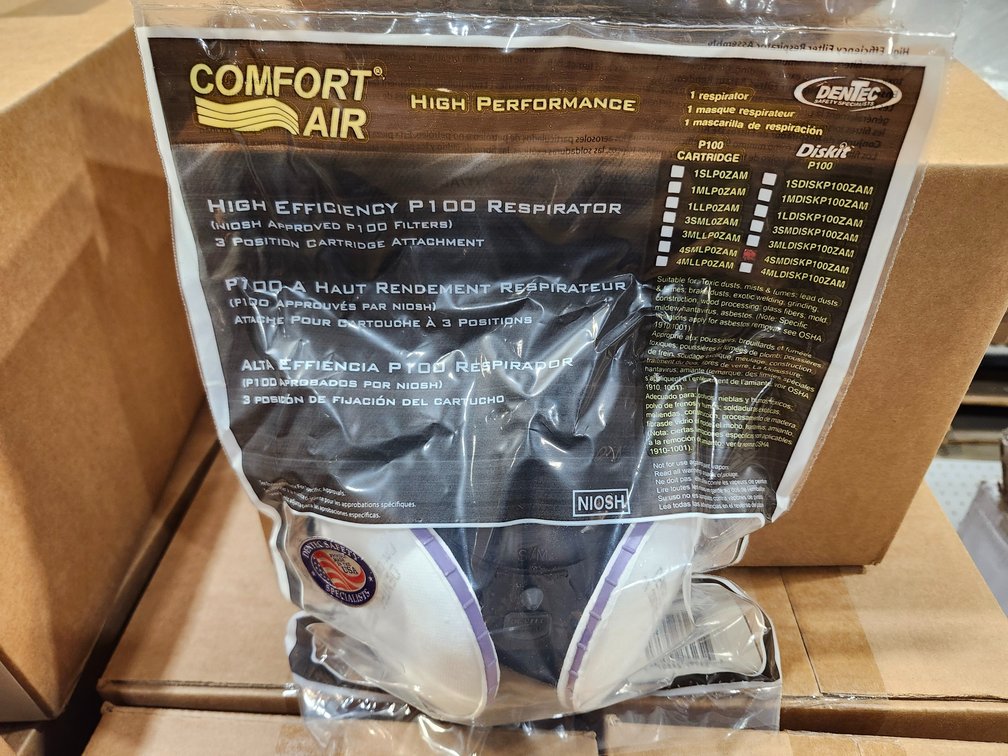 {case} Dentec 400SM Half-Mask Respirator