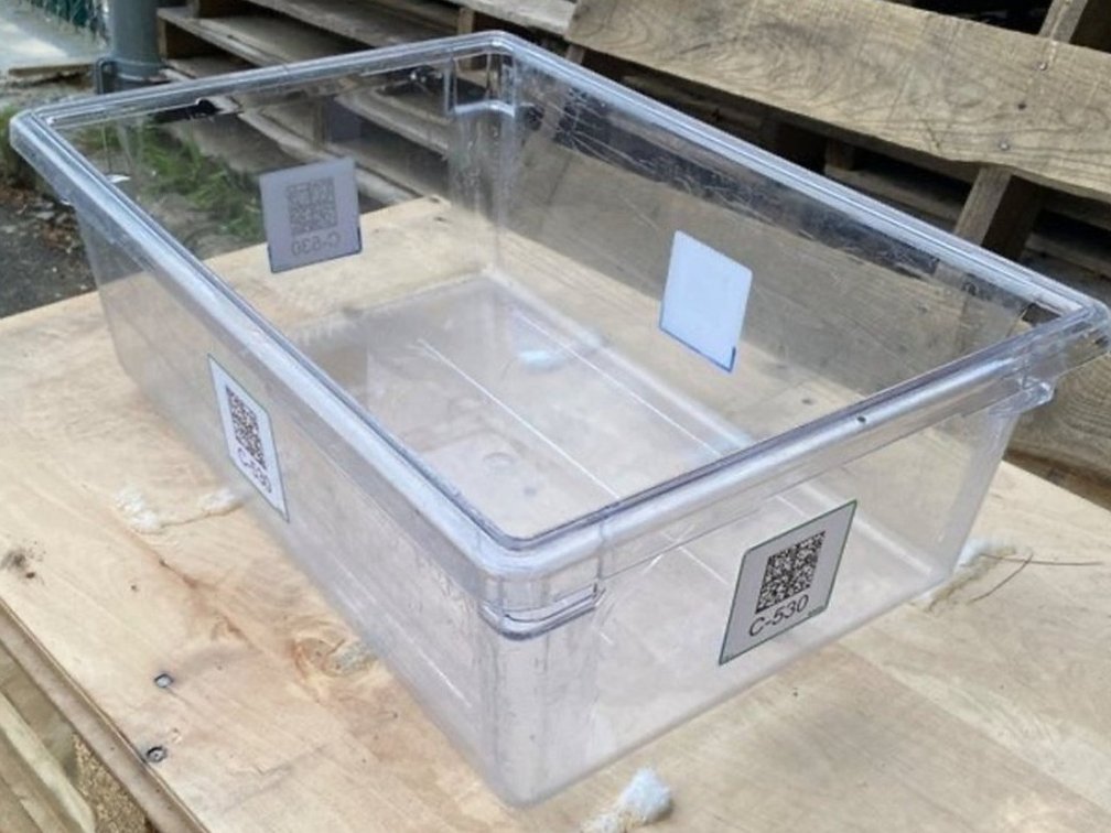 {each} Cambro 26"L x 18"W x 9"H, 13 Gal. Polycarbonate Food Storage Bin