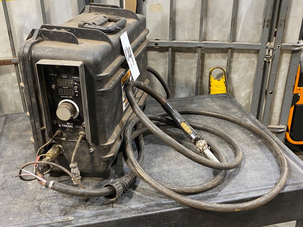 Miller SuitCase X-Treme 12VS ArcReach Welder