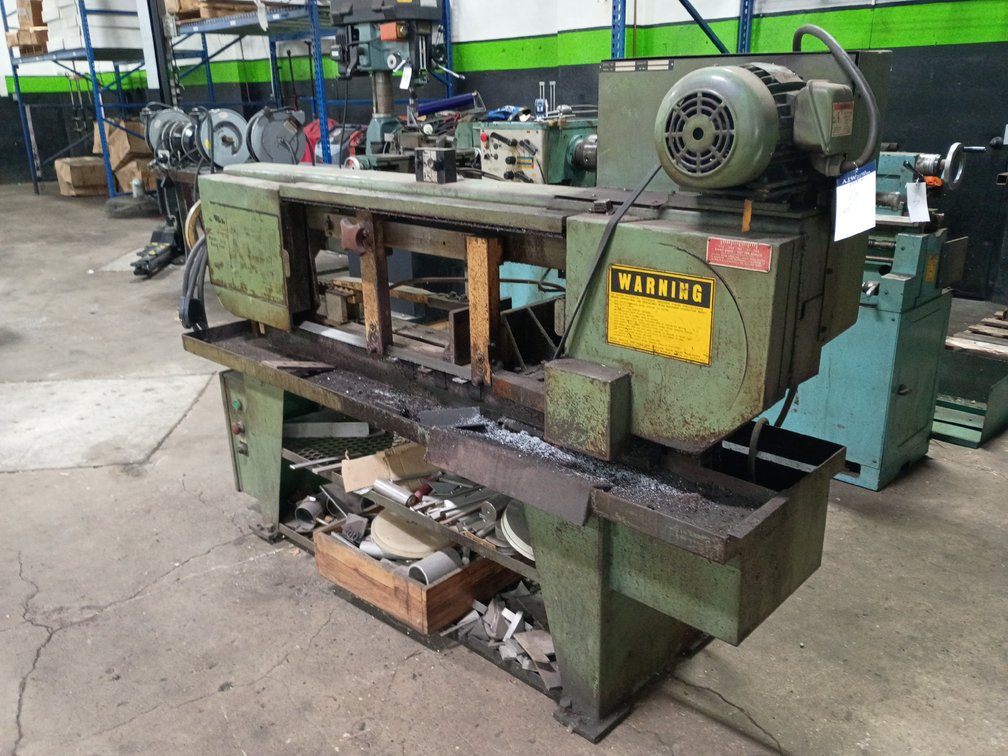 DoAll C-916 Horizontal Metalcutting Bandsaw, 9" x 16"