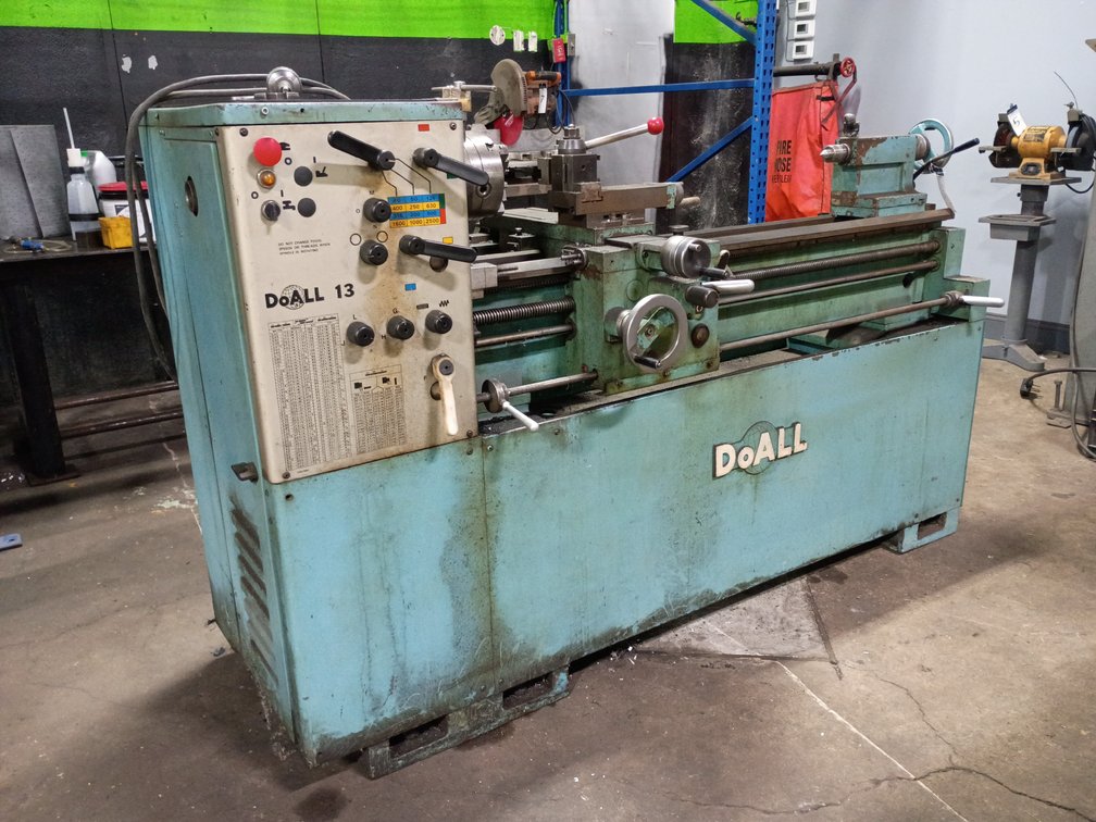 DoAll 13 Engine Lathe, 13" x 40"