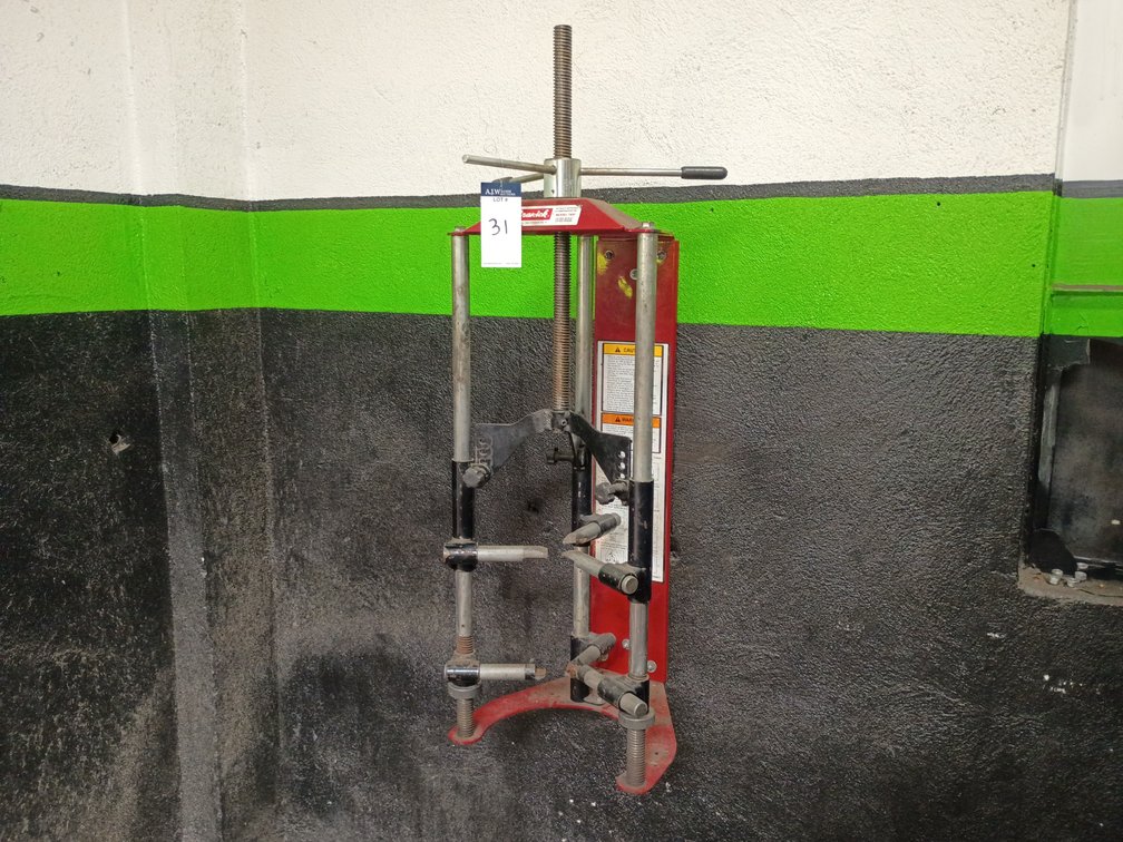 Branick 7400 Strut Spring Compressor