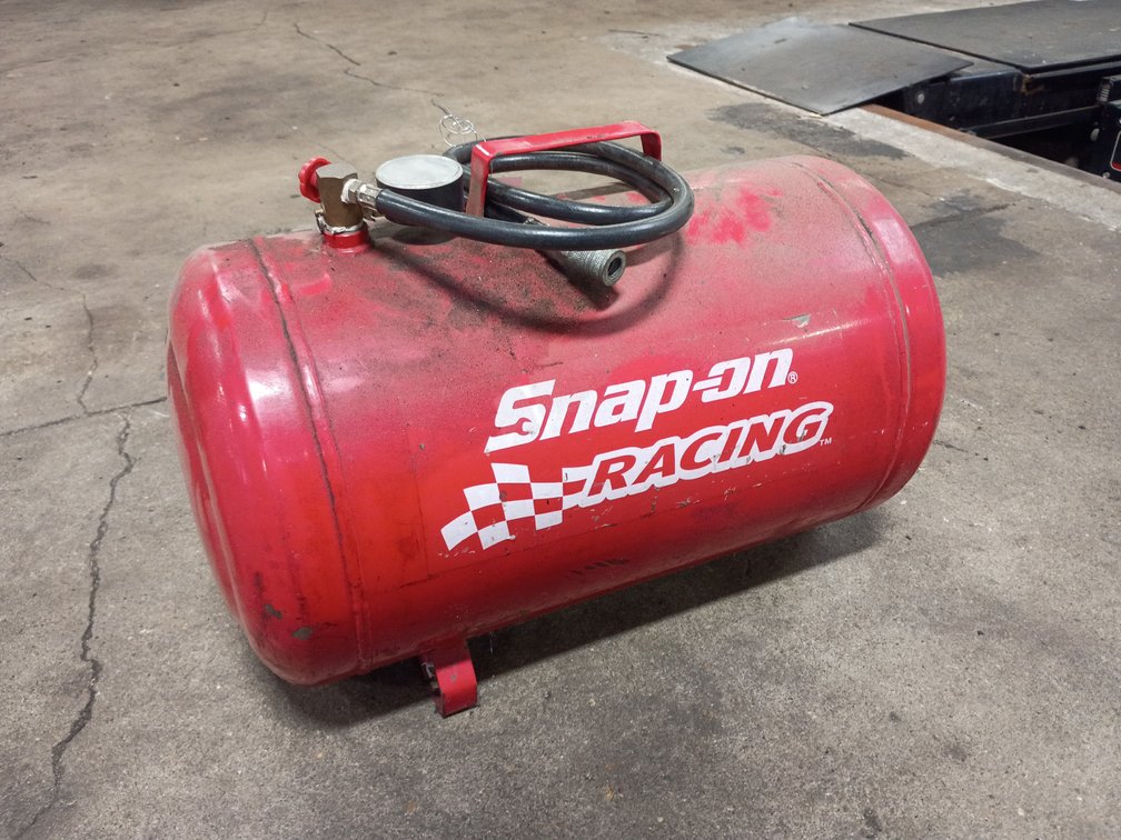 Snap-On 10-Gallon Air Holding Tank