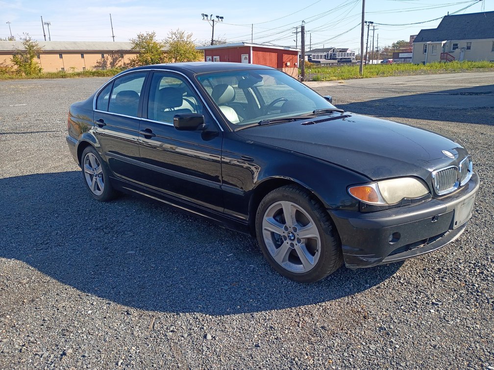 2005 BMW 330xi 3-Series Sedan