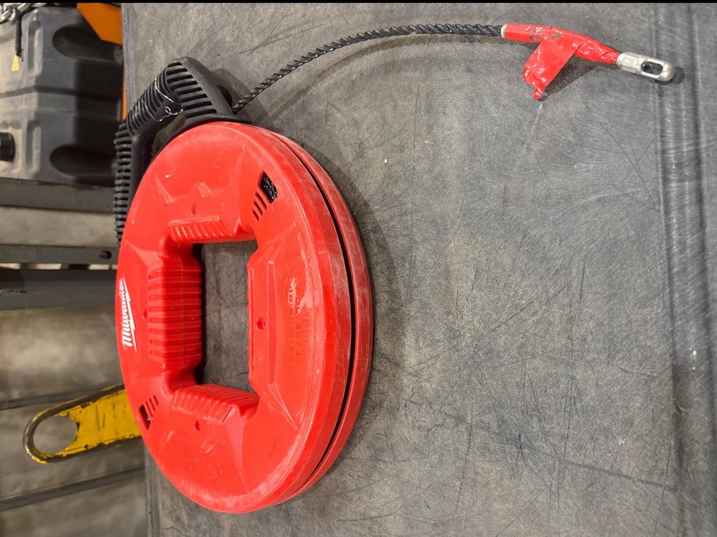 Milwaukee 100' Polyester Fish Tape w/ Metal Leader