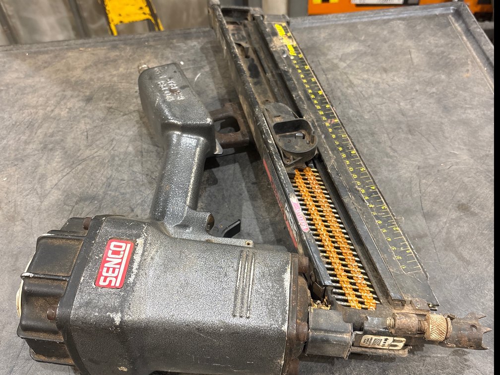 Senco Frame Pro 702XP Pneumatic Nailer