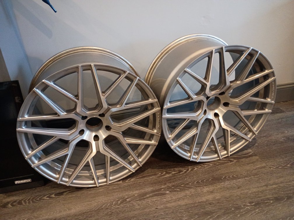 Set of (2) Rohana RX10 5-Lug 21" Rims
