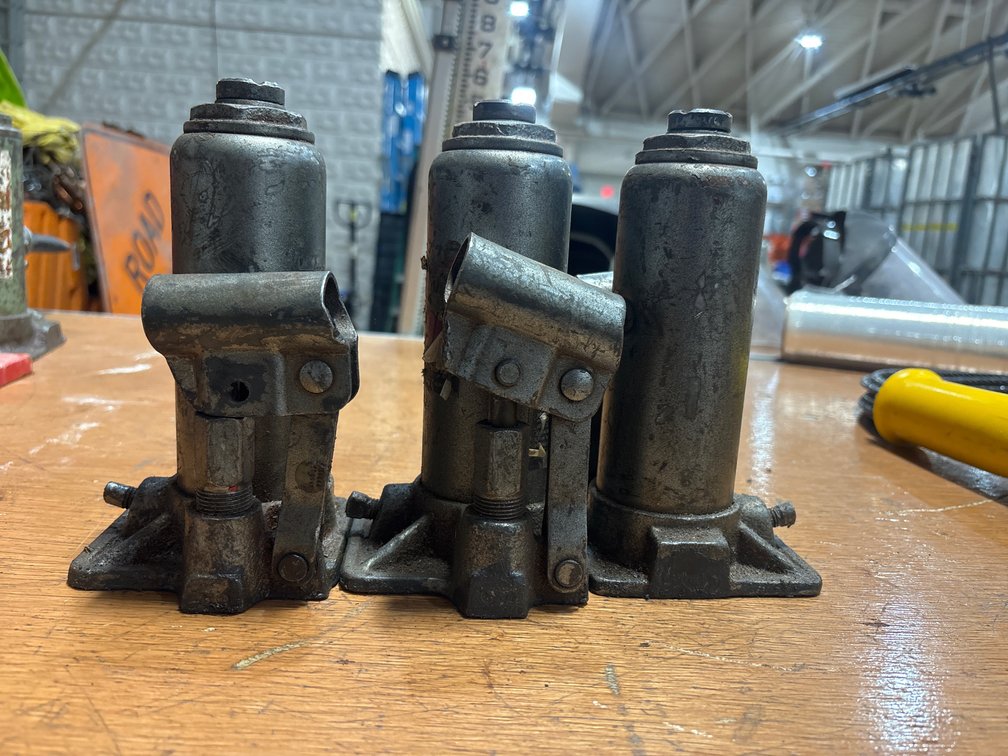 {each} 4-Ton Bottle Jack