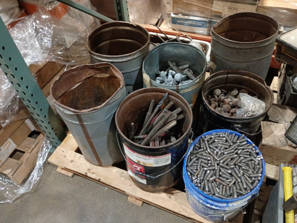 A Group of Ass't Hardware, Bits, and Oilers
