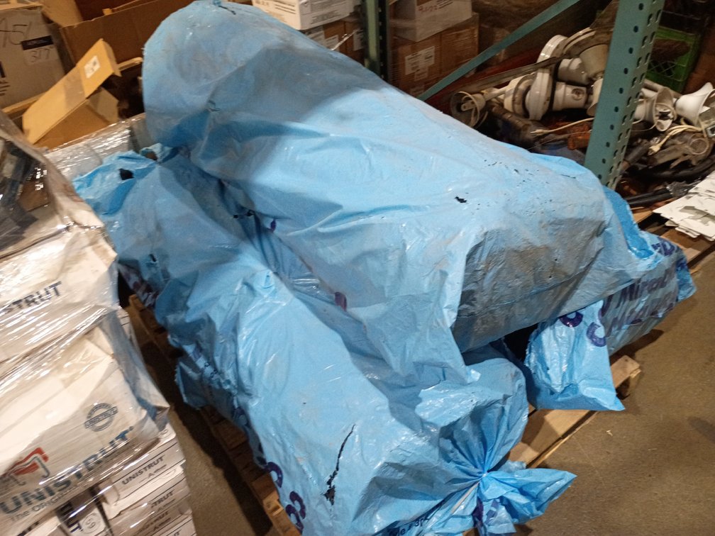 {each} Rolls of CCW MiraDRAIN 9000