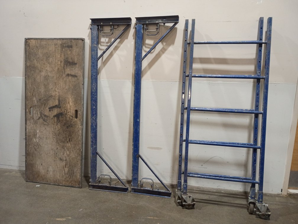 1-Tier Baker Scaffolding