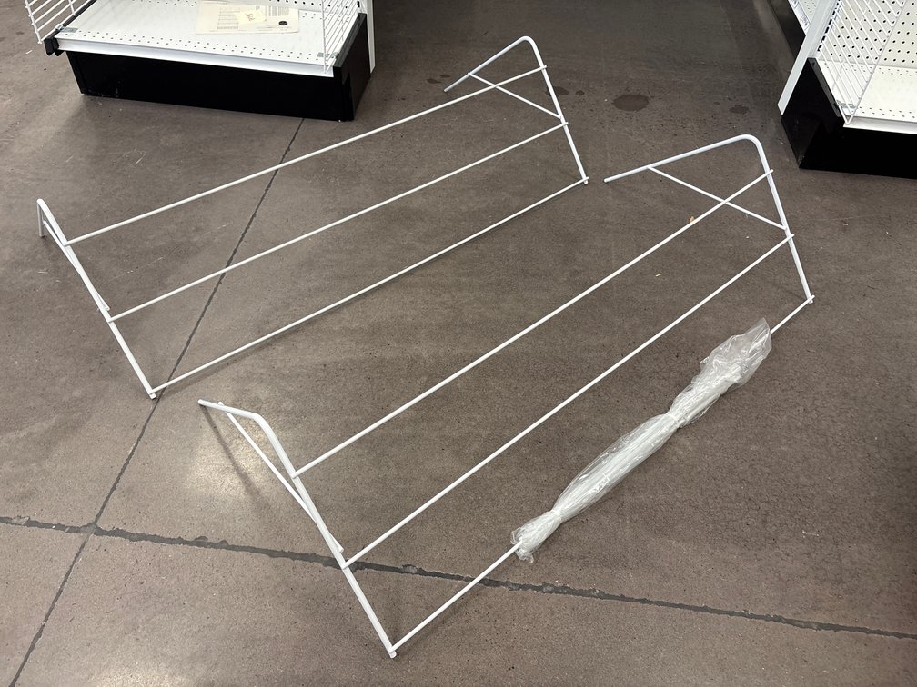 {each} 8' Pinata Rack Sets