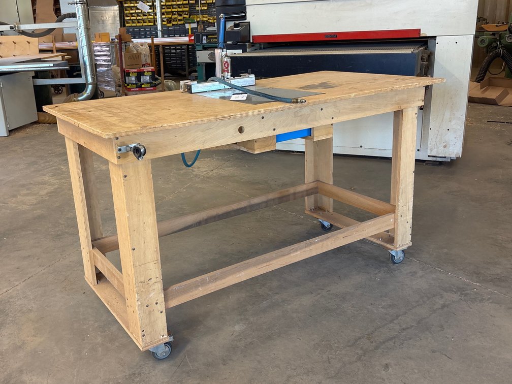 Kreg Pneumatic Pocket Hole Machine w/ Bench