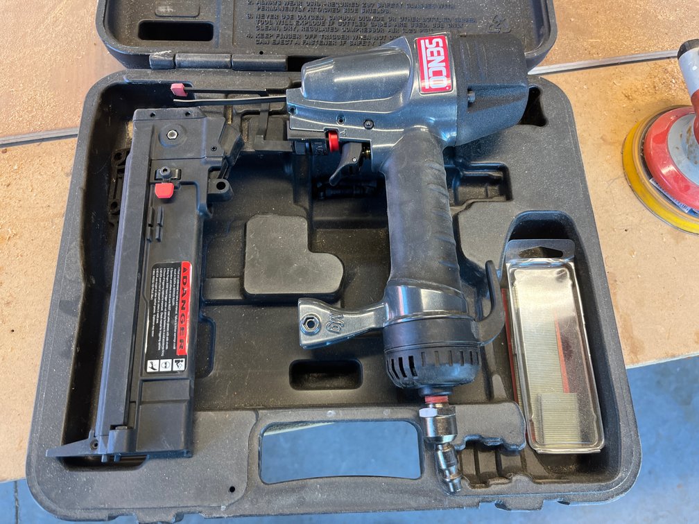 Senco 18-Gauge Pneumatic Stapler