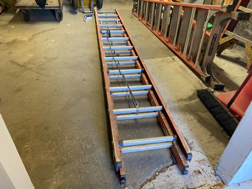 Werner 24' Fiberglass Extension Ladder