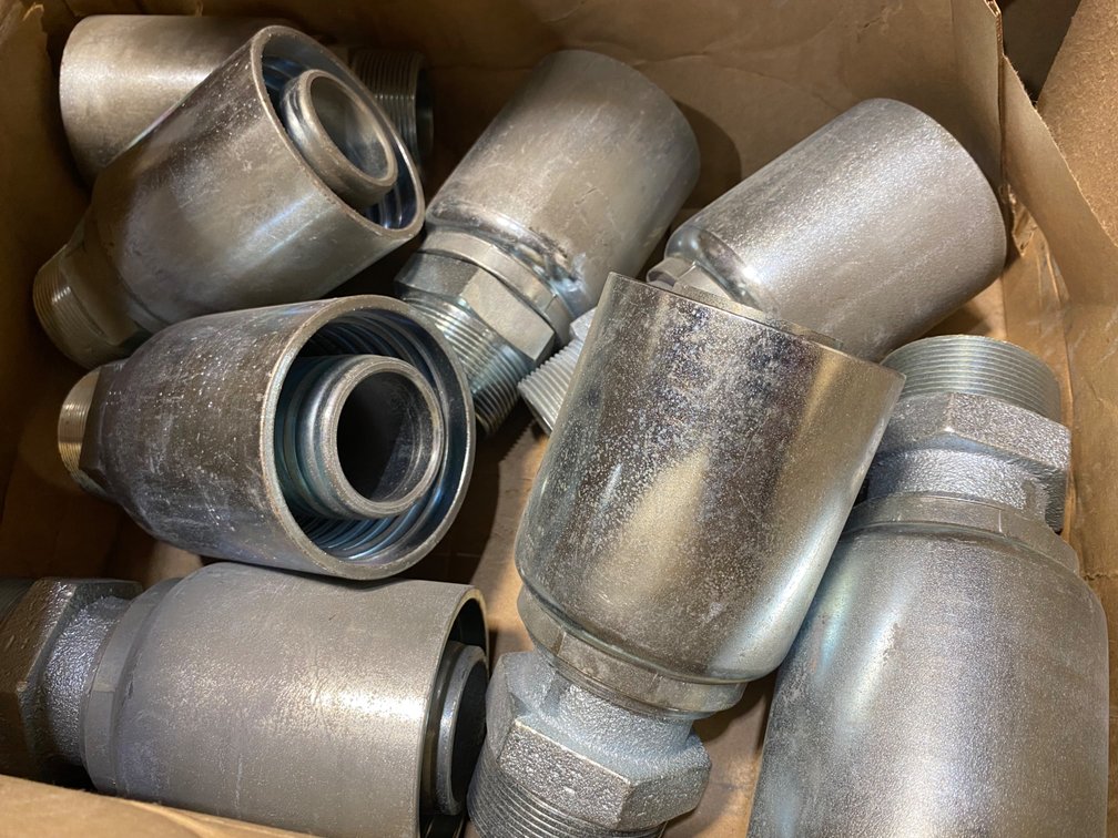 {each} 2" Male Steel Hydraulic Hose Fittings