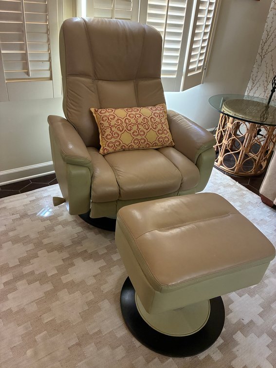 Swivel Chair with Storage Ottoman