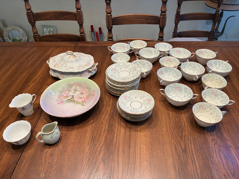 Paragon Fine Bone China, Assorted China Pieces