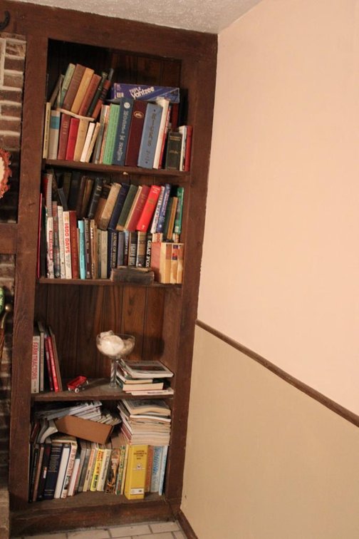 BOOK SHELF CONTENTS